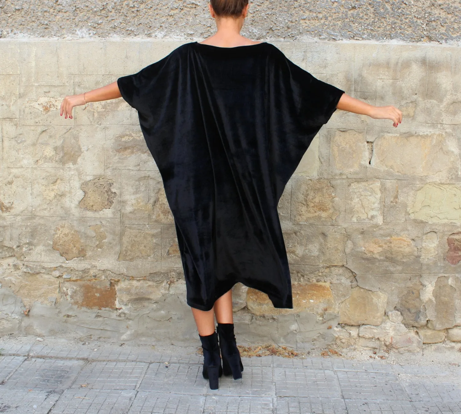 Black Velvet Dress, Winter Cover Up, Evening Dress, New Year's Dress, Black Midi Dress, Gothic Dress, Plus Size Clothing, Loose Dress