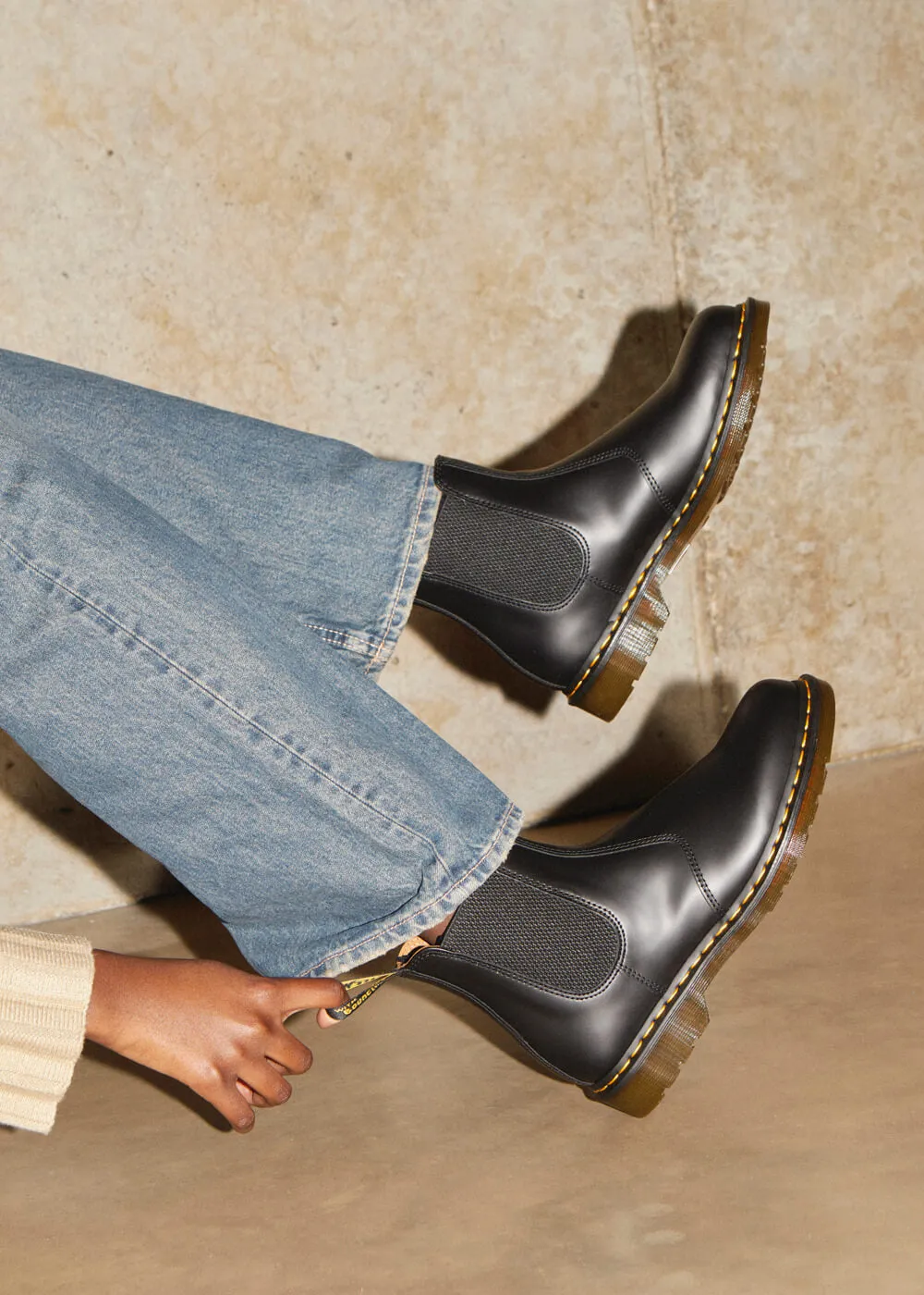 Dr. Martens 2976 Yellow Stitch Chelsea Smooth Boots Black