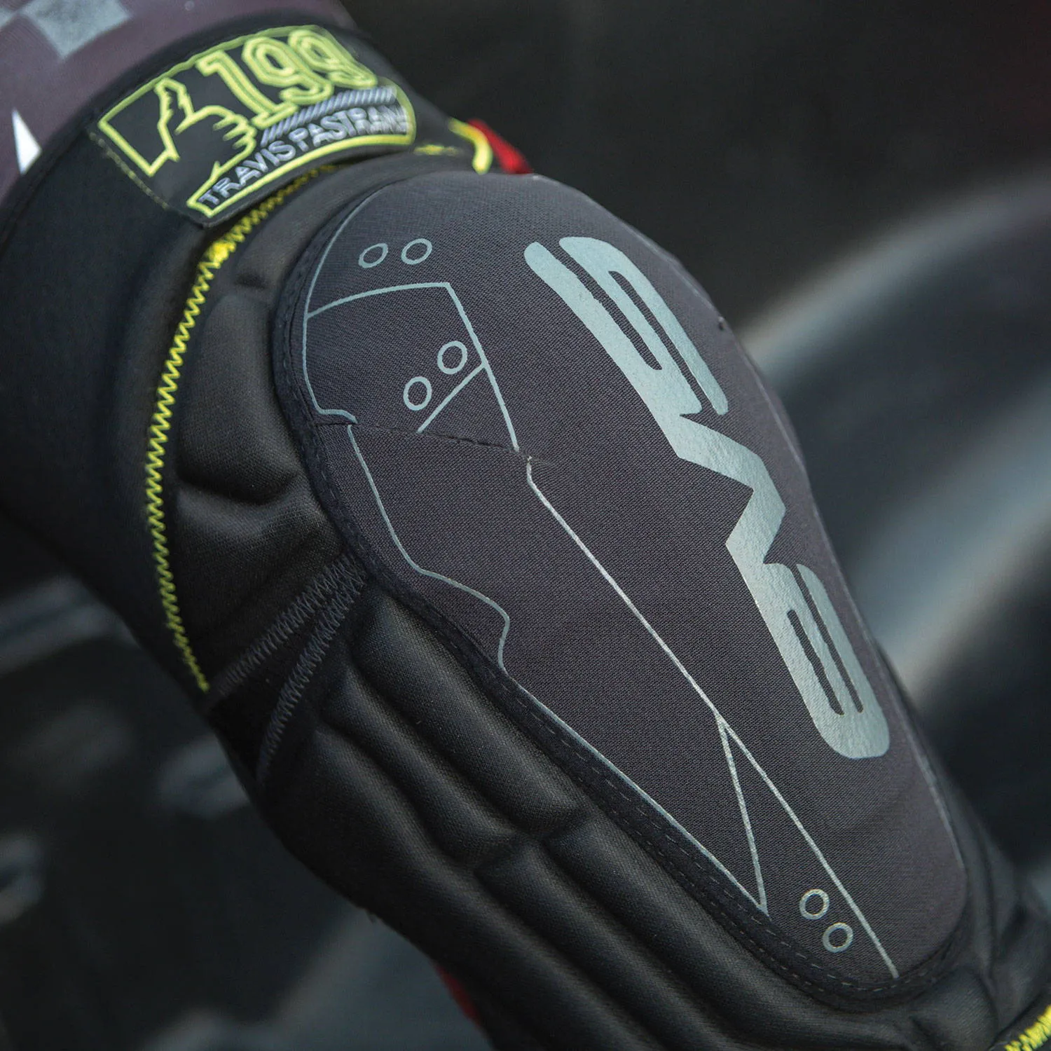 EVS TP199 Knee Pads
