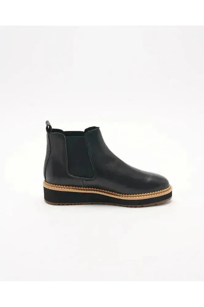 Jade Leather Boot Black