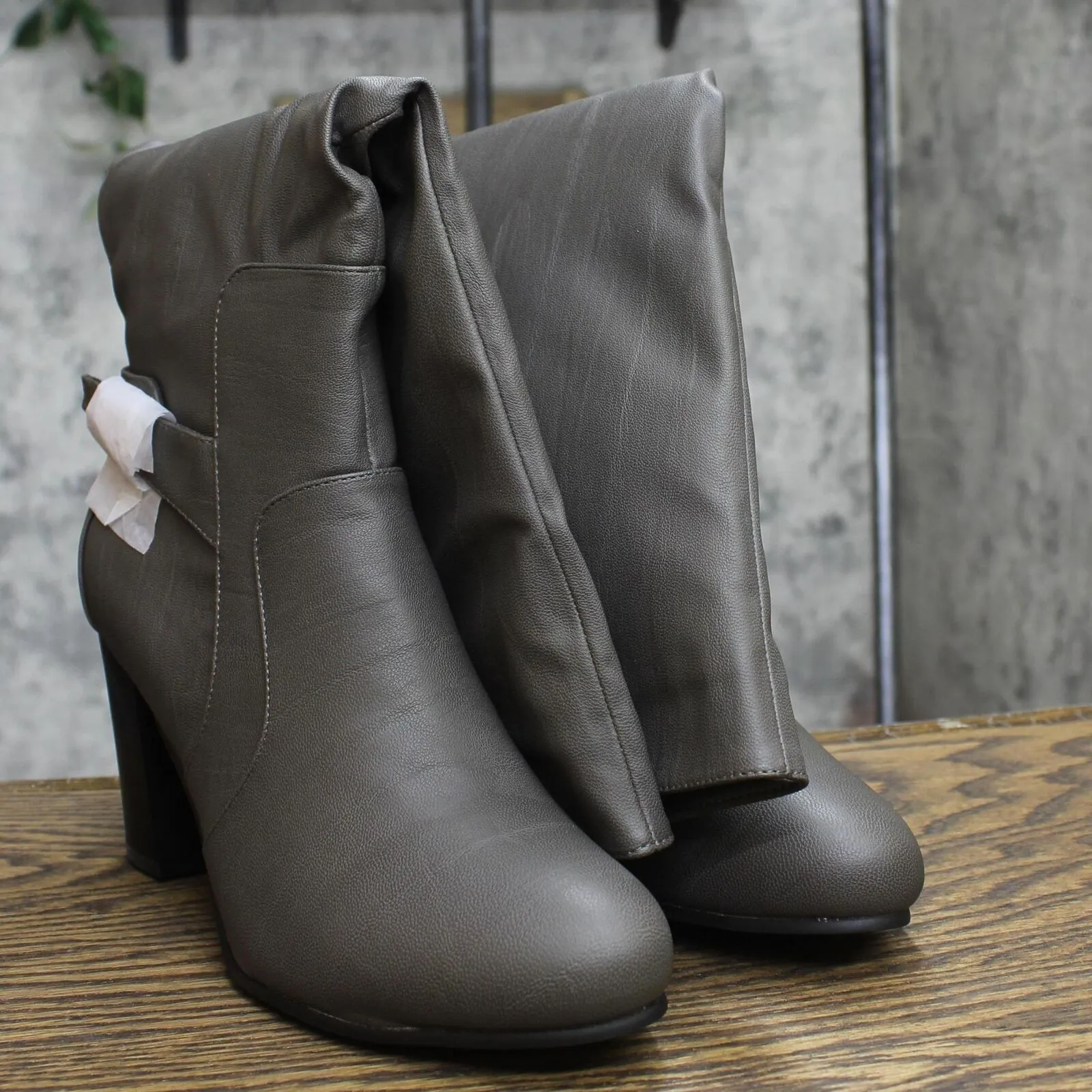 Journee Collection Womens Carver Wide Calf Knee-High Boots Gray 10M