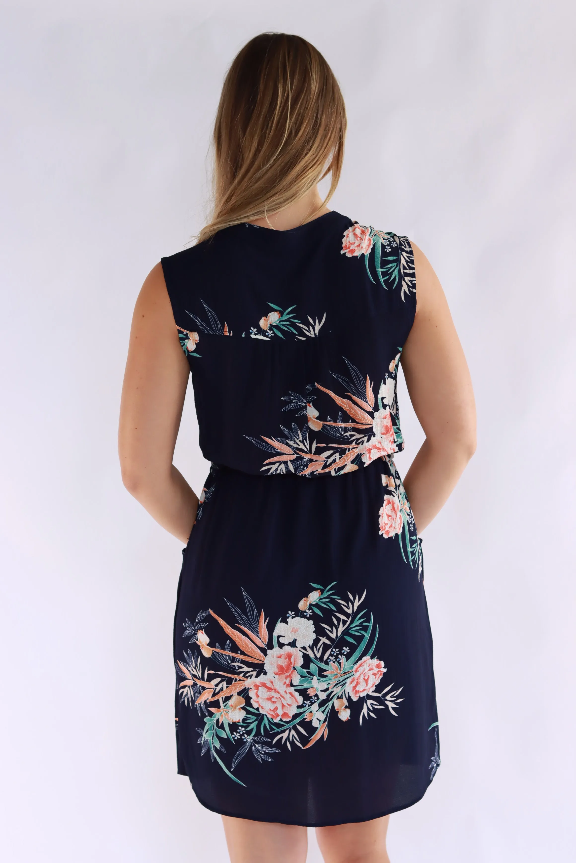 Kareena Knee Dress In Navy
