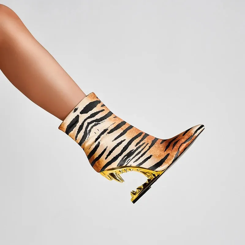 Kimberly – Pointed Wolf Teeth Shaped Heel Women's Boots