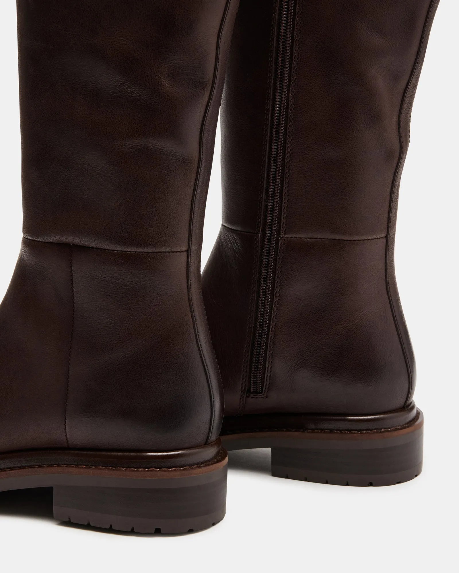 RAPHAELLA BROWN LEATHER - SM REBOOTED