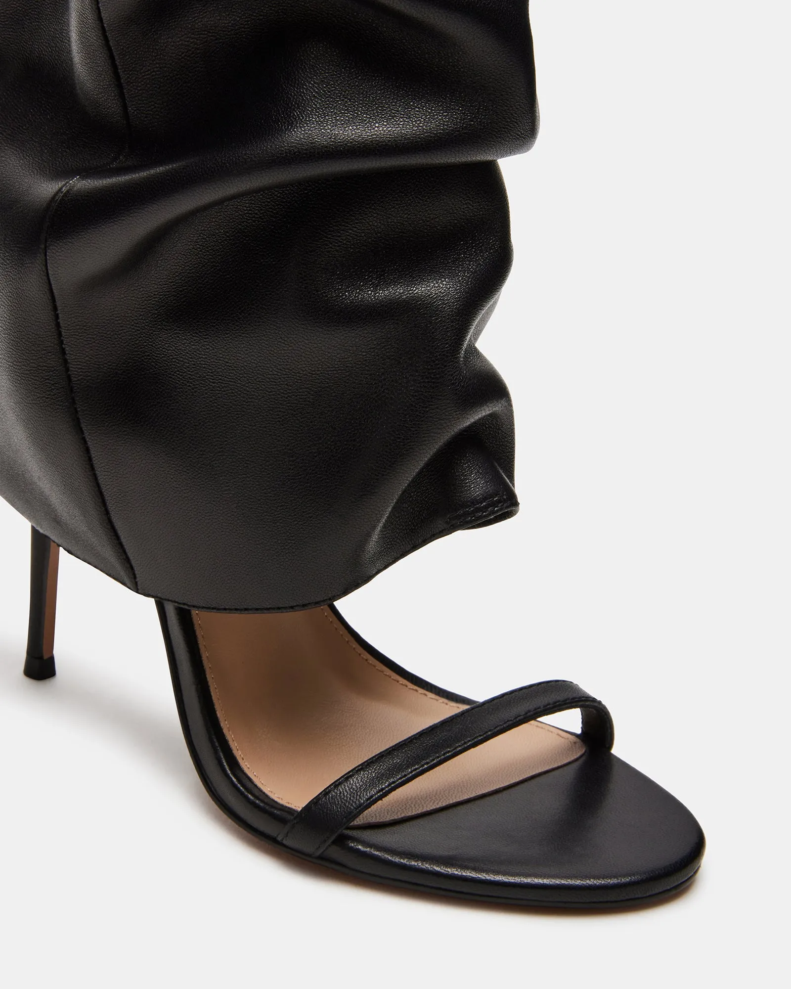 RAVINE BLACK LEATHER
