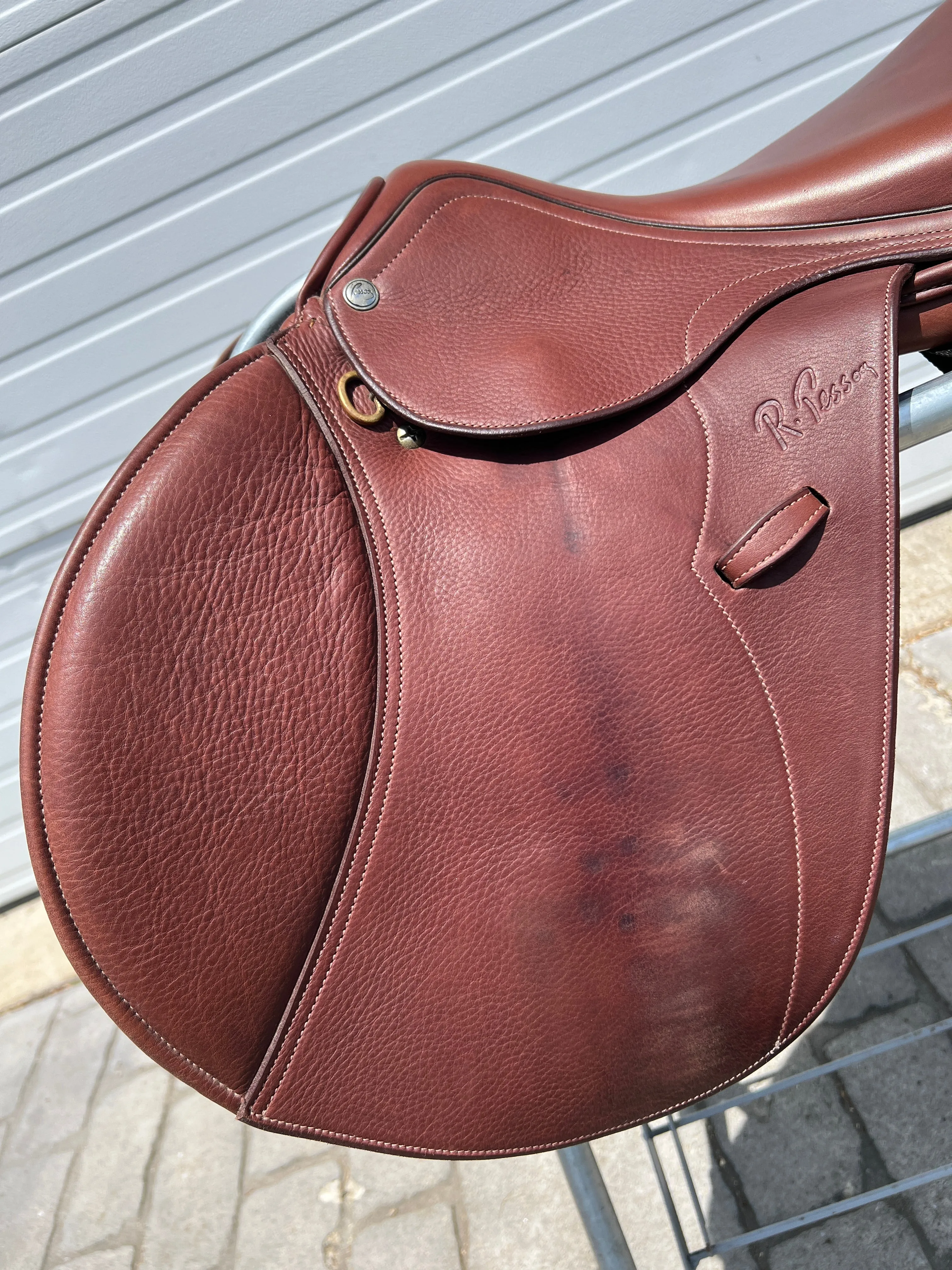 Used Rodrigo Pessoa Gen X Natural 17” XCH MF Close Contact English Saddle