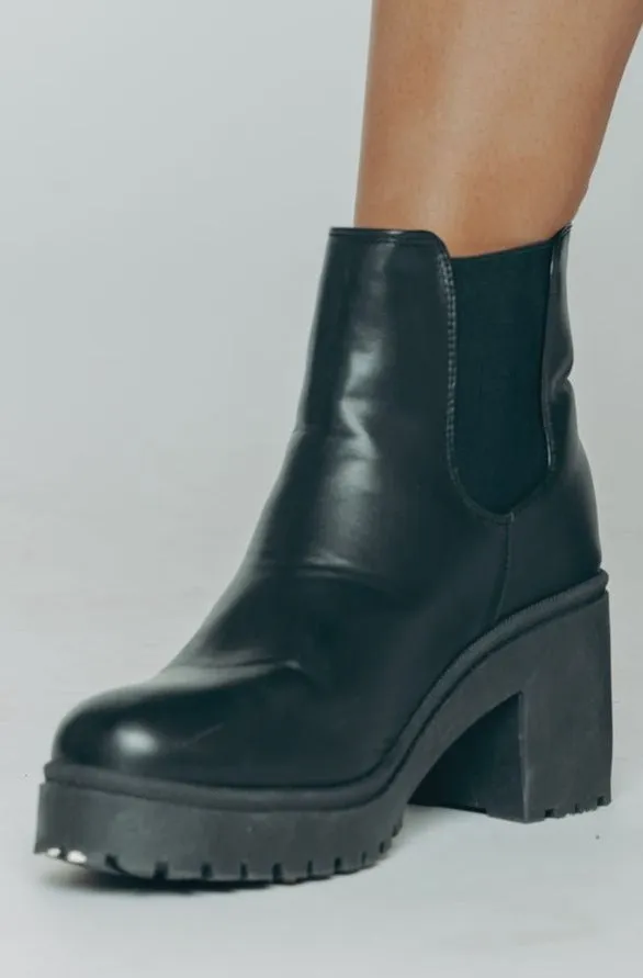Walk The Line Boot
